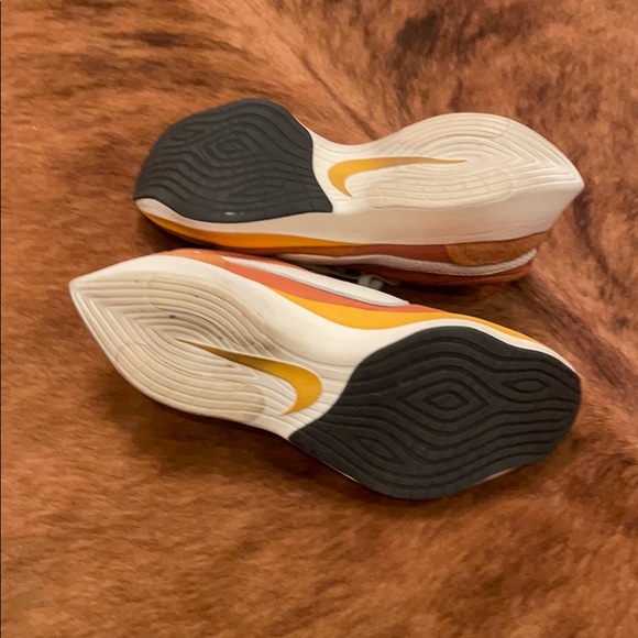 Nike moon racer in orange/yellow - Picture 3 of 5